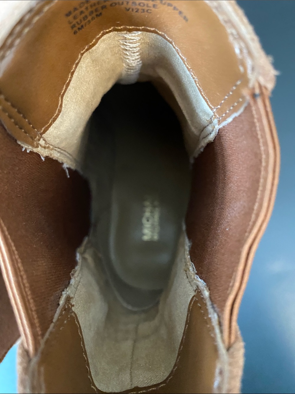 Michael Kors Kinlee Suede Chelsea Ankle Boots Tan 6M - Picture 7 of 9